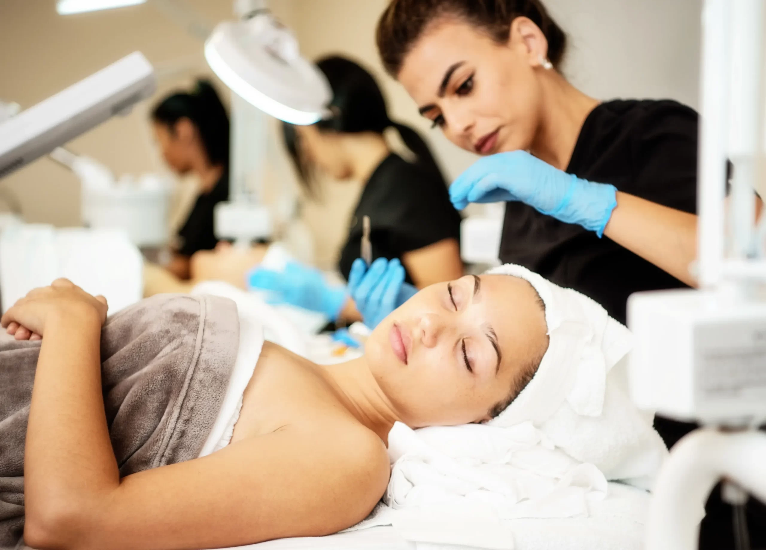 facial skincare specialist program