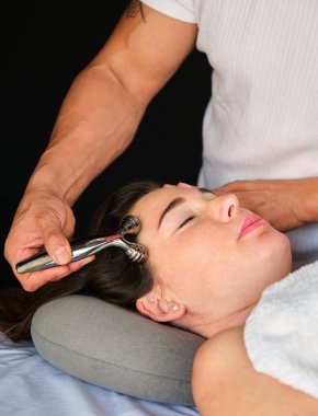 curso facial microcorriente